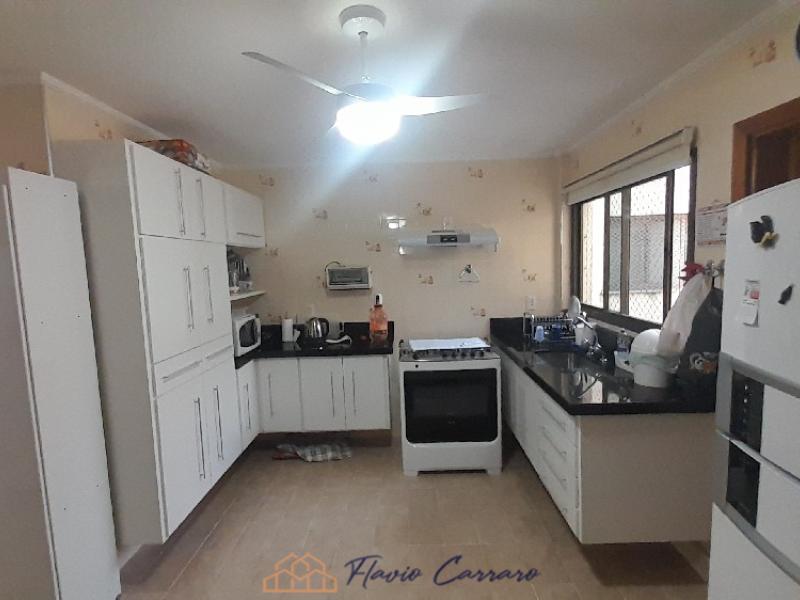 APARTAMENTO PRÓXIMO AO CENTRO