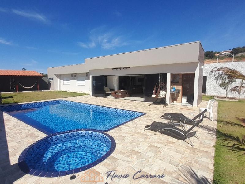CASA PRÓXIMO AO CENTRO