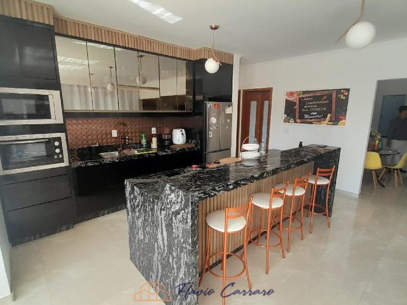 CASA PRÓXIMO AO CENTRO