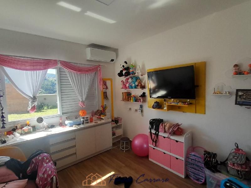CASA PRÓXIMO AO CENTRO