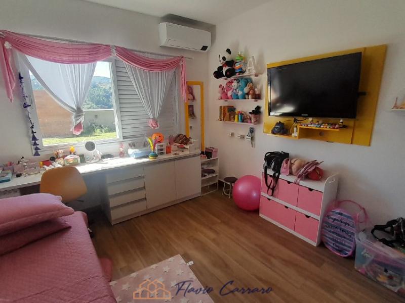 CASA PRÓXIMO AO CENTRO