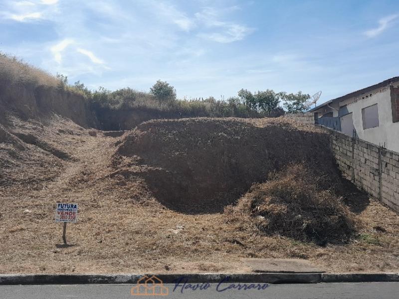 TERRENO PRÓXIMO AO CENTRO