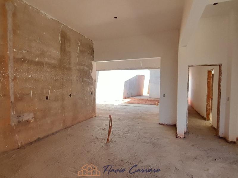 CASA PRÓXIMO AO CENTRO