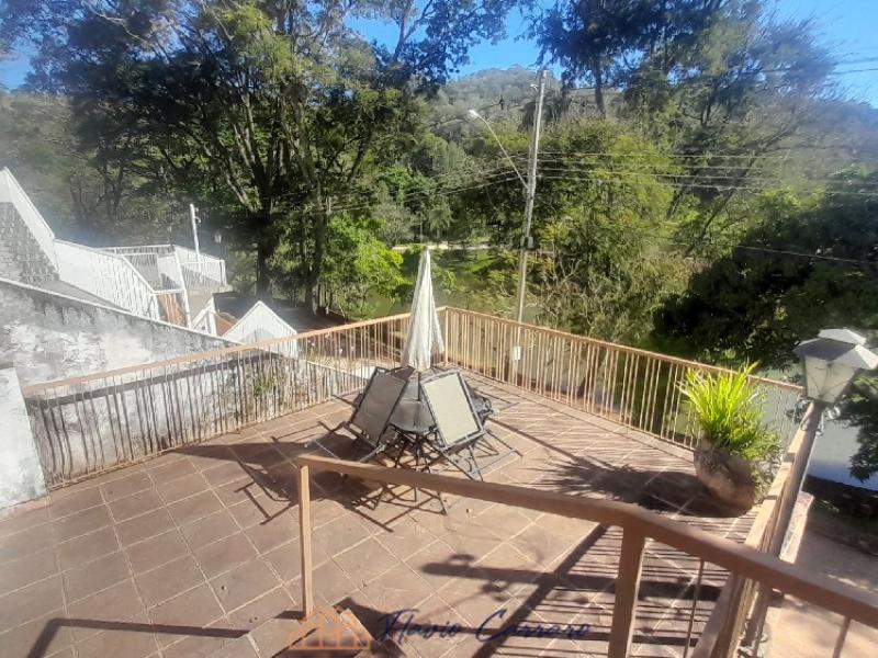 CASA CONDOMINIO FECHACO