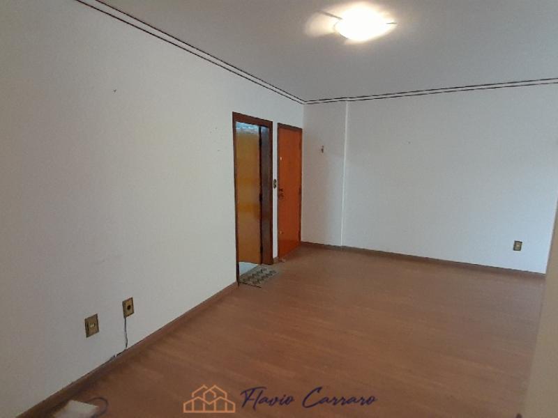 APARTAMENTO PRÓXIMO AO CENTRO