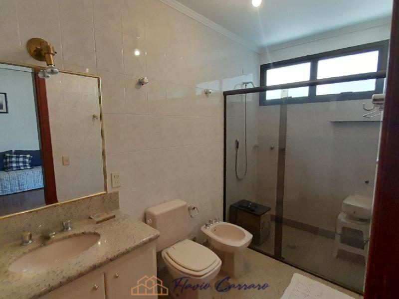 APARTAMENTO PRÓXIMO AO CENTRO