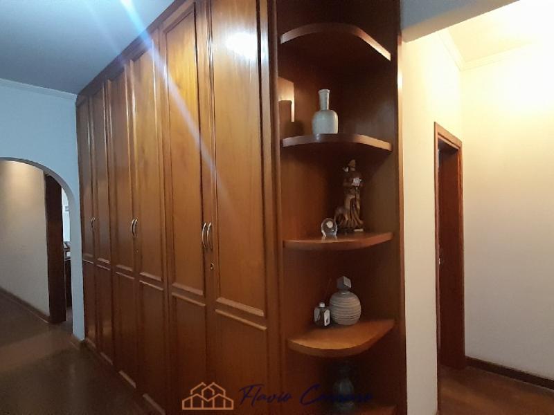 APARTAMENTO PRÓXIMO AO CENTRO