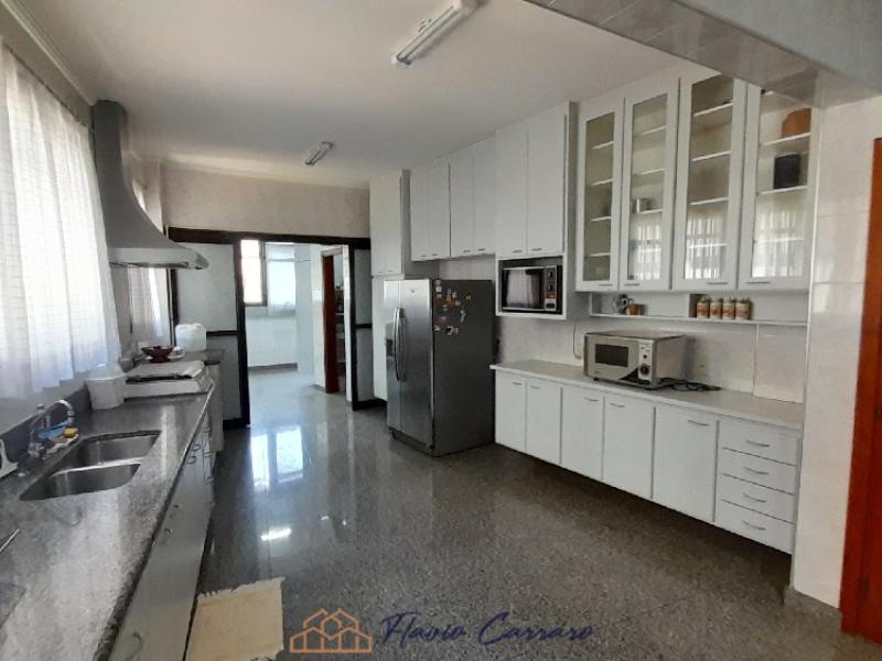 APARTAMENTO PRÓXIMO AO CENTRO