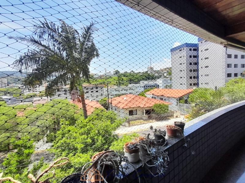 APARTAMENTO PRÓXIMO AO CENTRO