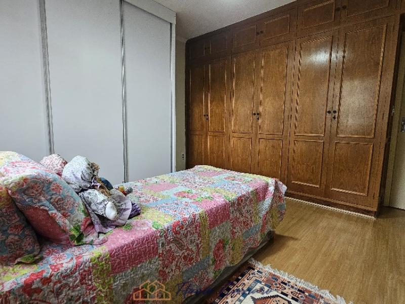 APARTAMENTO PRÓXIMO AO CENTRO