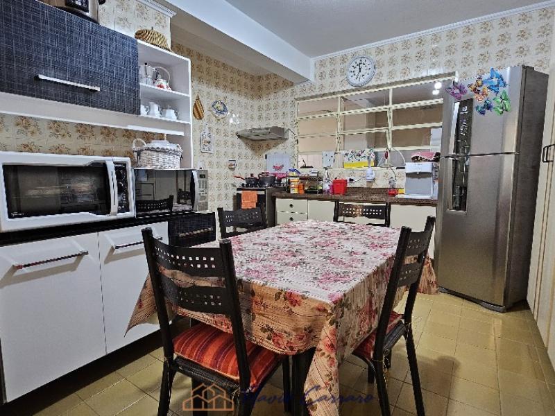 APARTAMENTO PRÓXIMO AO CENTRO