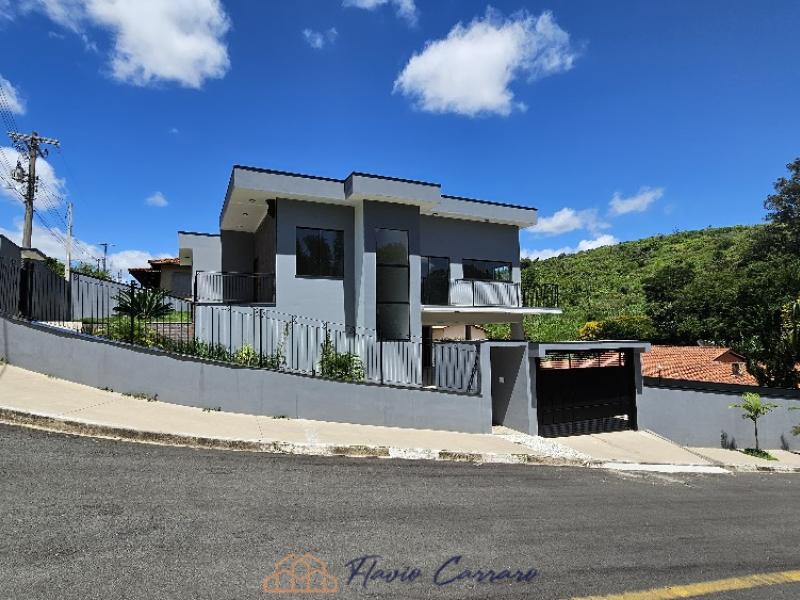 CASA PRÓXIMO AO CENTRO