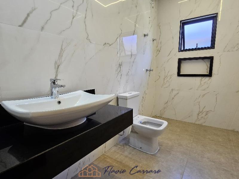 CASA PRÓXIMO AO CENTRO