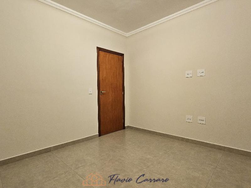 CASA PRÓXIMO AO CENTRO