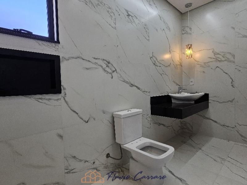 CASA PRÓXIMO AO CENTRO