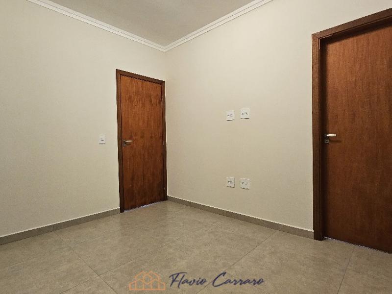 CASA PRÓXIMO AO CENTRO
