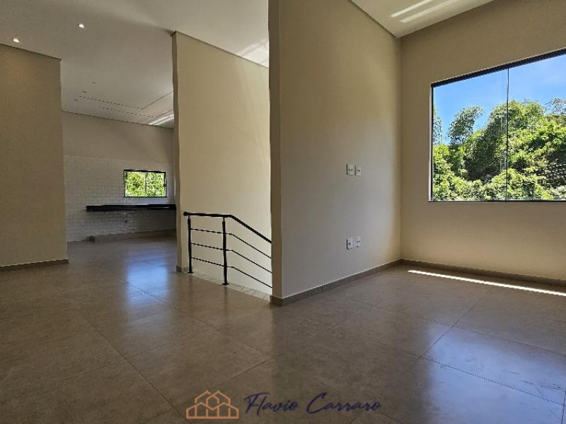 CASA PRÓXIMO AO CENTRO