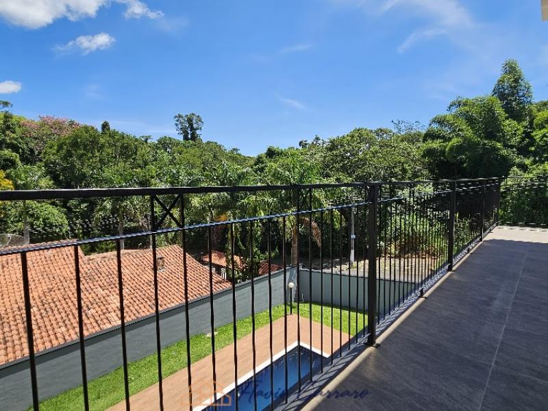 CASA PRÓXIMO AO CENTRO