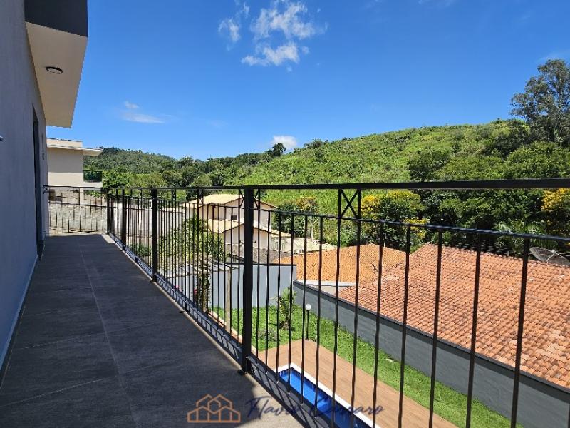 CASA PRÓXIMO AO CENTRO