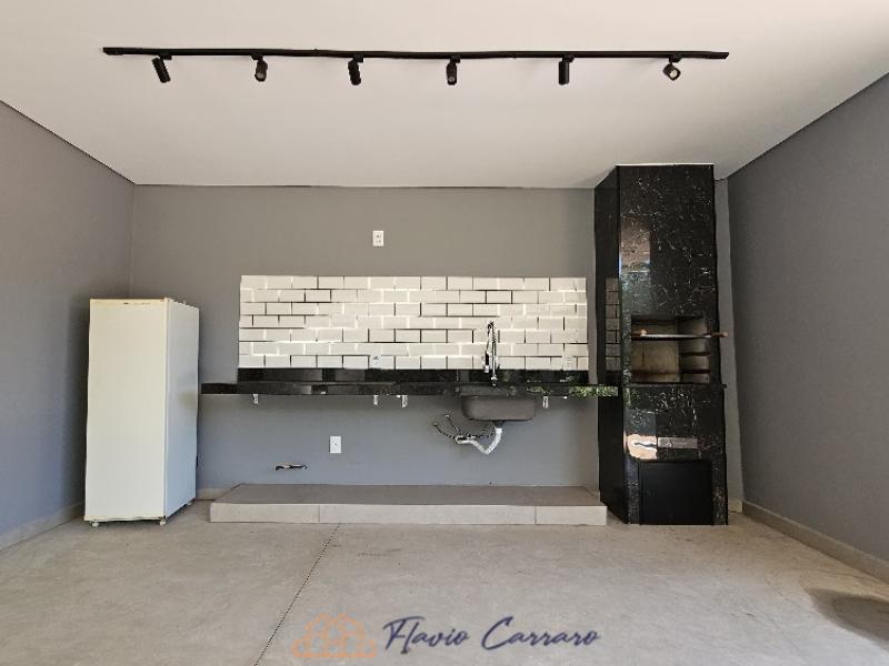 CASA PRÓXIMO AO CENTRO