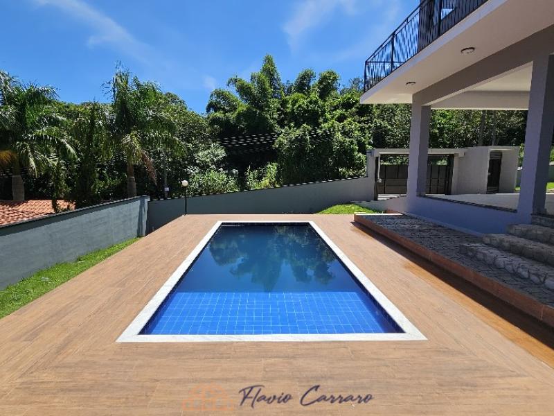CASA PRÓXIMO AO CENTRO