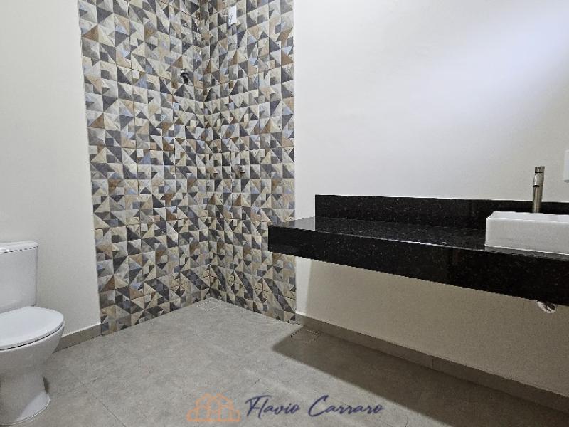 CASA PRÓXIMO AO CENTRO