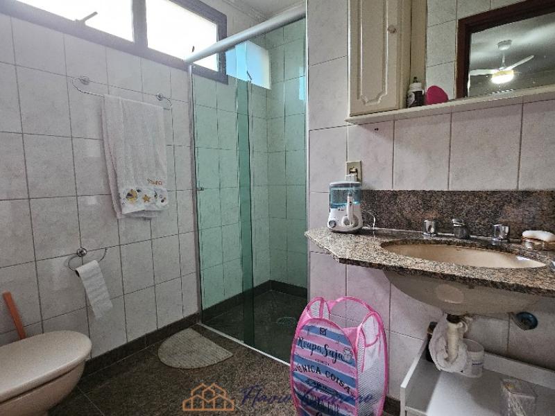 APARTAMENTO PRÓXIMO AO CENTRO