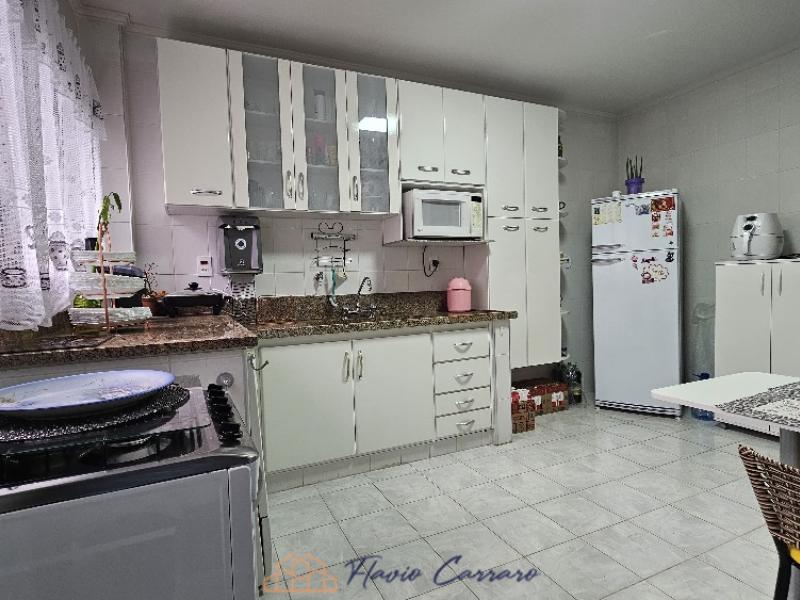 APARTAMENTO PRÓXIMO AO CENTRO