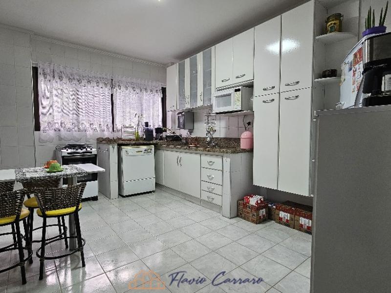 APARTAMENTO PRÓXIMO AO CENTRO