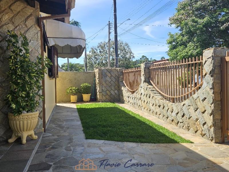 CASA EM BAIRRO RESIDENCIAL