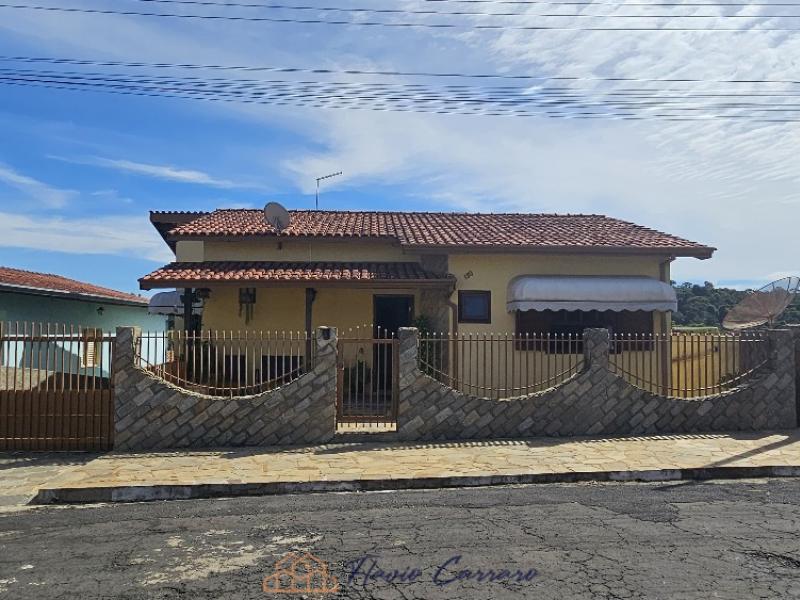 CASA EM BAIRRO RESIDENCIAL