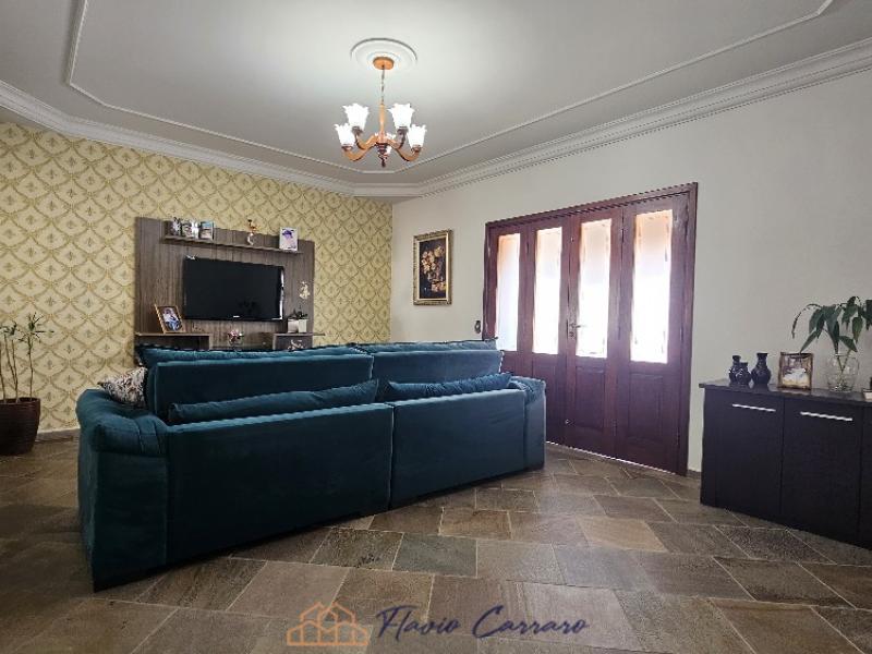 CASA EM BAIRRO RESIDENCIAL