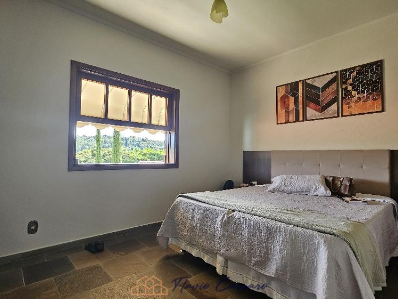 CASA EM BAIRRO RESIDENCIAL