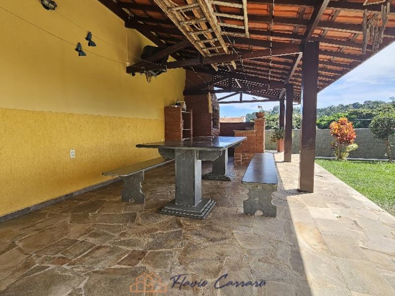 CASA EM BAIRRO RESIDENCIAL