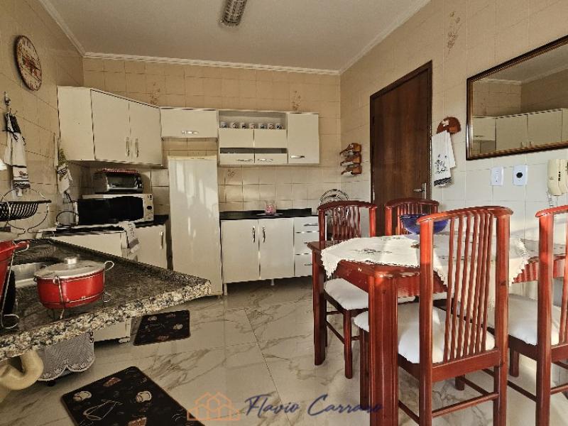 APARTAMENTO PRÓXIMO AO CENTRO