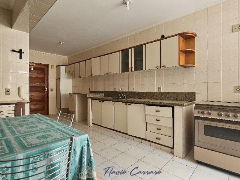 APARTAMENTO PRÓXIMO AO CENTRO