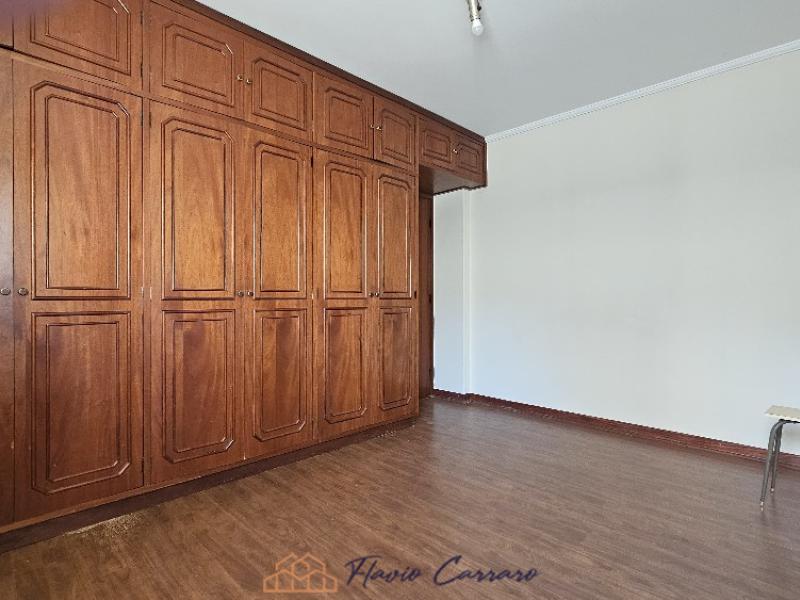 APARTAMENTO PRÓXIMO AO CENTRO