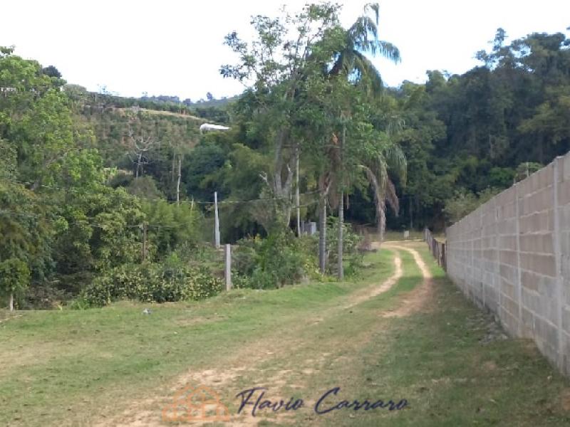 SITIO EM SERRA NEGRA SP