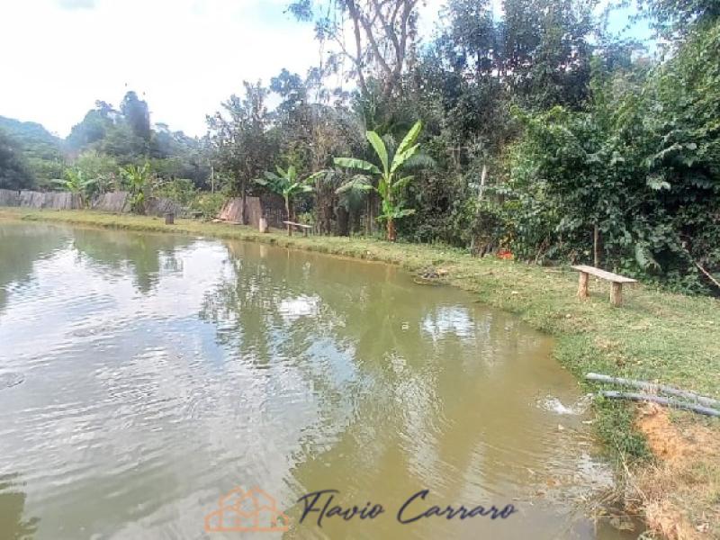 SITIO EM SERRA NEGRA SP