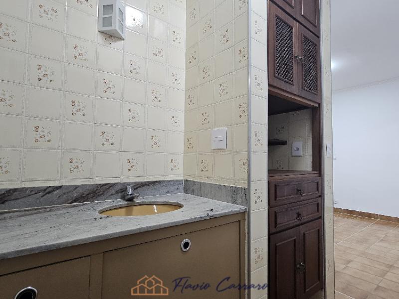 APARTAMENTO PRÓXIMO AO CENTRO