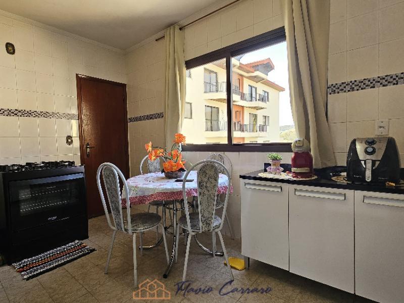 APARTAMENTO PRÓXIMO AO CENTRO