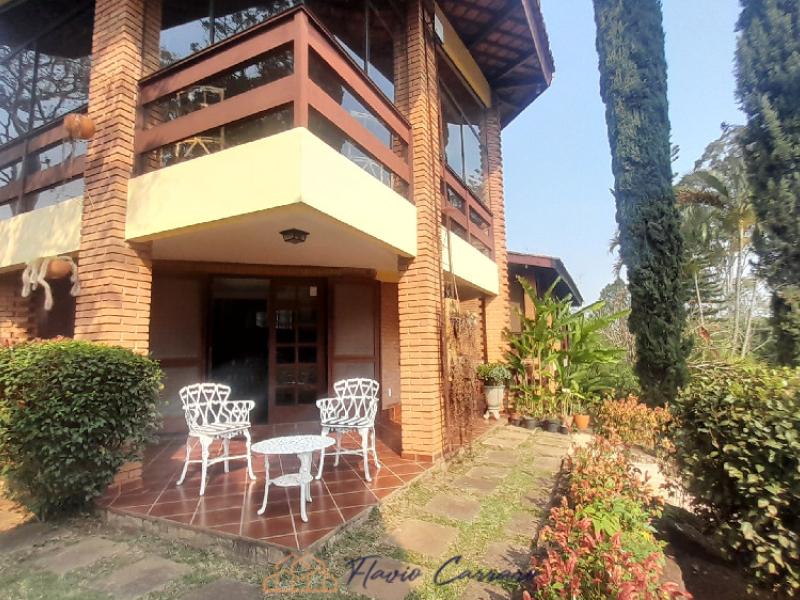 CASA CONDOMINIO FECHACO