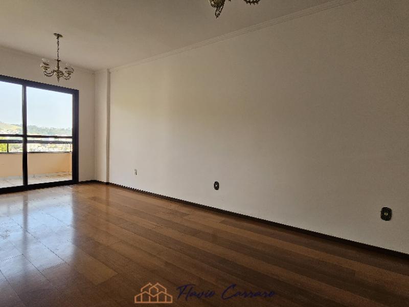 APARTAMENTO CENTRO