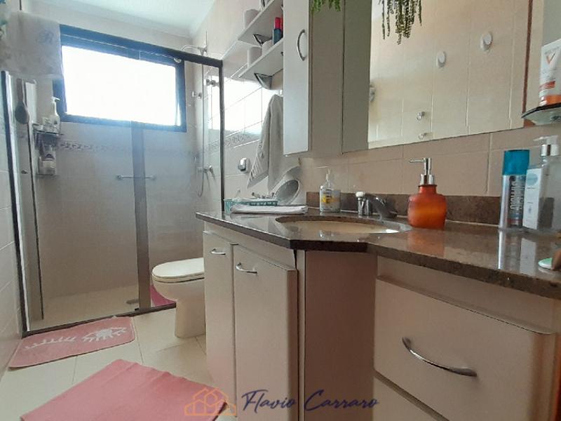 APARTAMENTO PRÓXIMO AO CENTRO