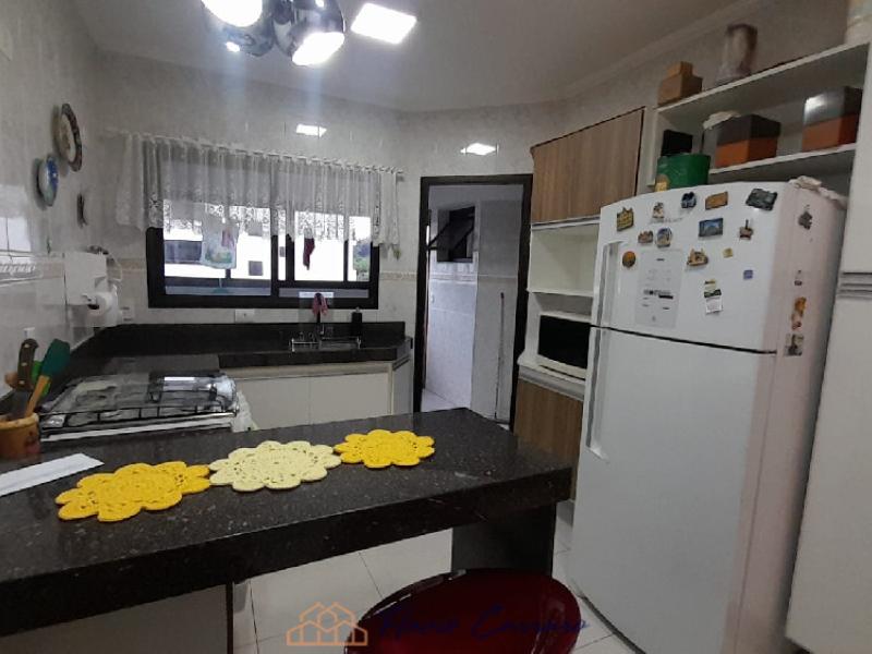 APARTAMENTO PRÓXIMO AO CENTRO