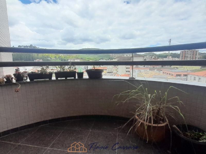 APARTAMENTO CENTRO