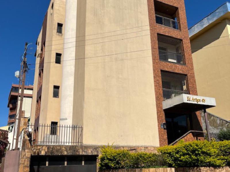 APARTAMENTO PRÓXIMO AO CENTRO