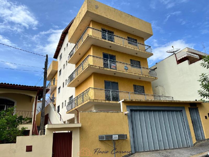 APARTAMENTO PRÓXIMO AO CENTRO