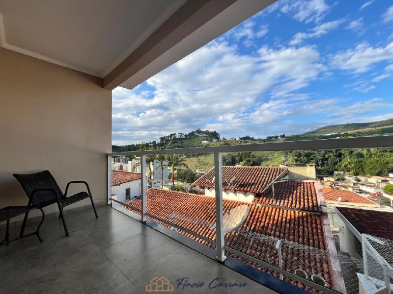 CASA PRÓXIMO AO CENTRO