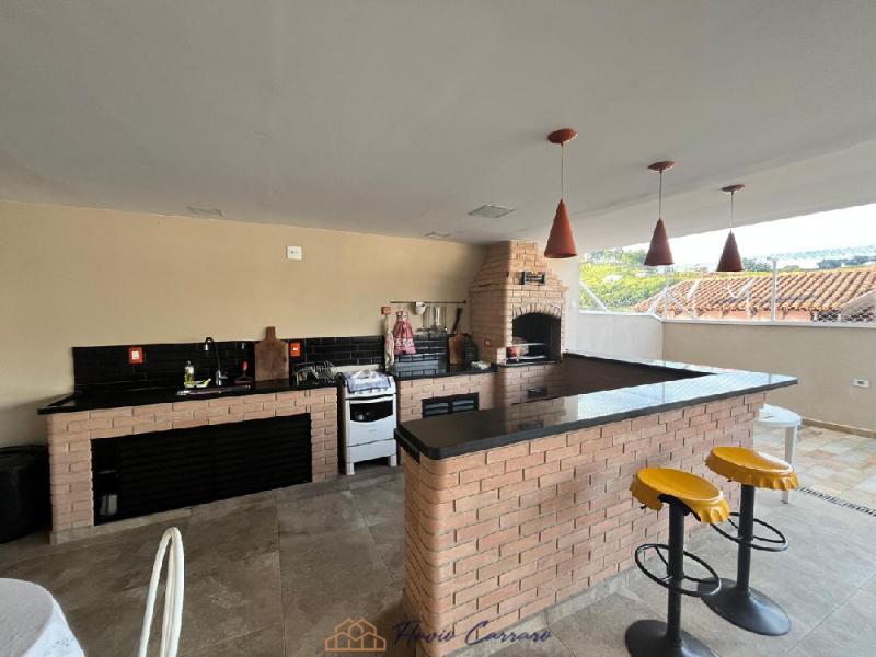 CASA PRÓXIMO AO CENTRO